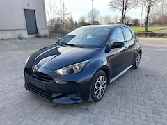 Toyota Yaris - 1.5 VVT-i Active DAB lineA Navi