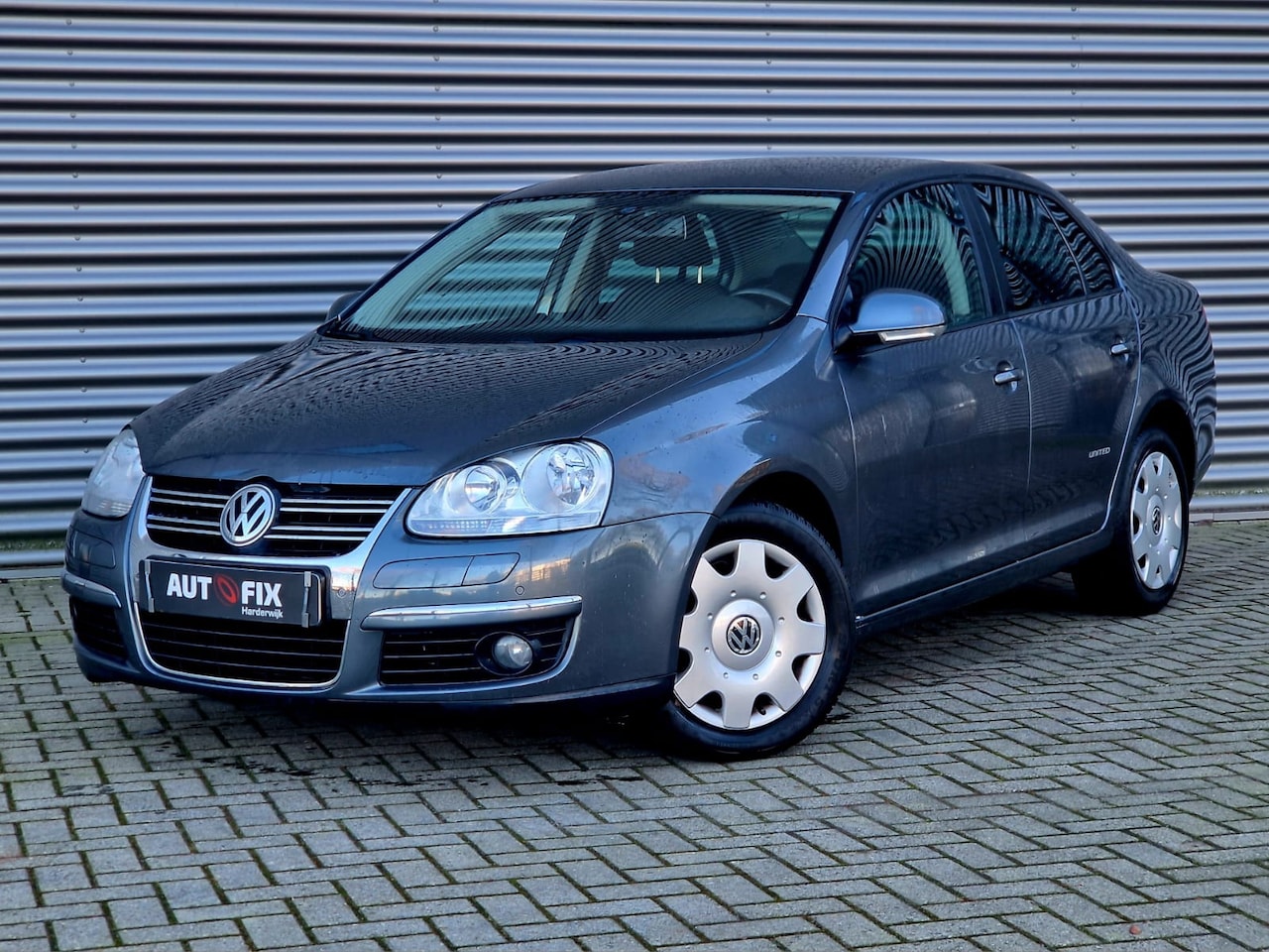 Volkswagen Jetta - 1.4 TSI Trendline Stoelverw / Carplay / Nette staat! - AutoWereld.nl