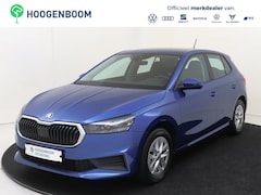 Skoda Fabia - 1.0 TSI Ambition | CarPlay | Cruise control | Parkeersensoren achter | Airco | Lane- en fr