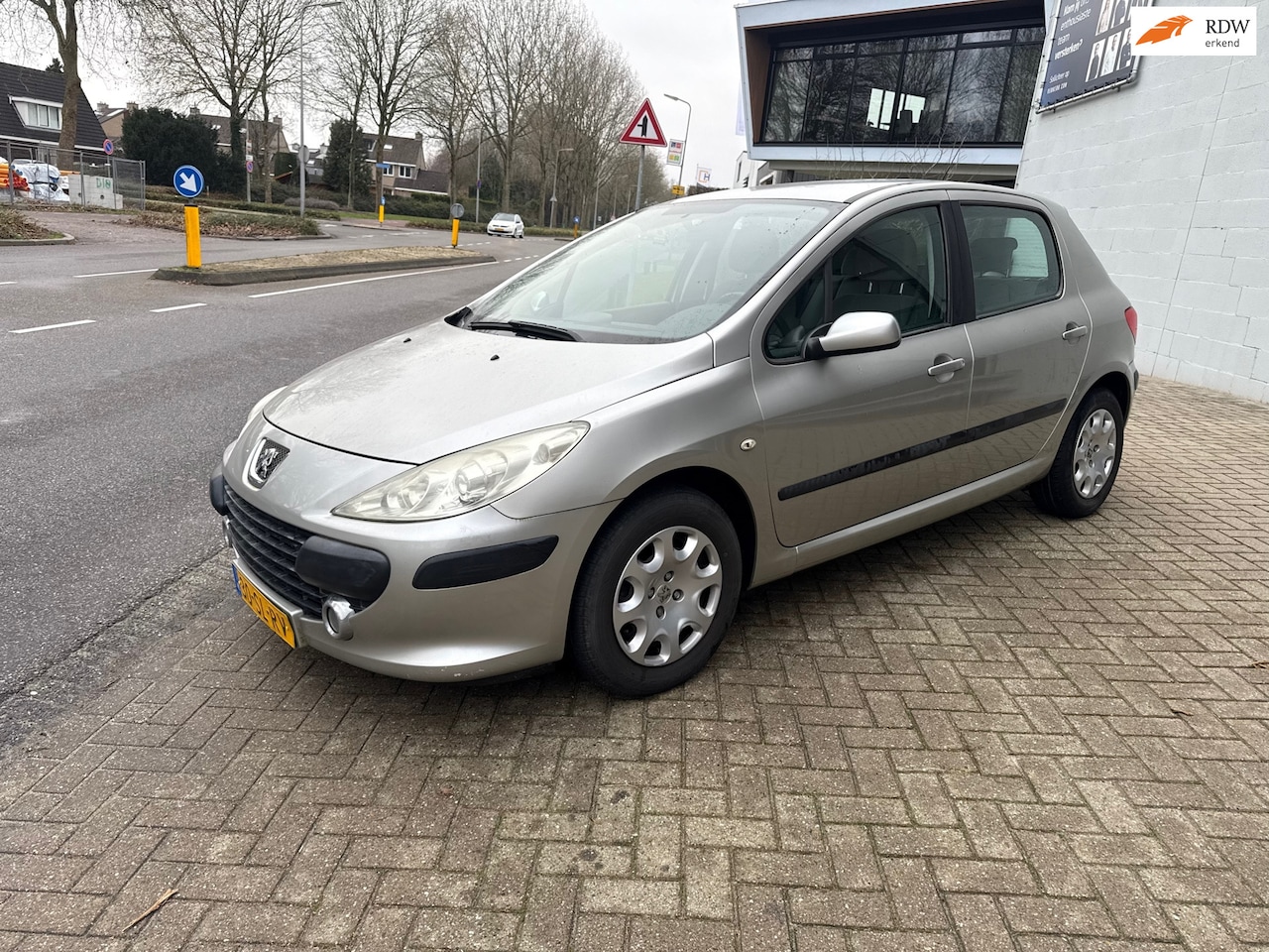 Peugeot 307 - 1.6-16V XT 1.6-16V XT - AutoWereld.nl