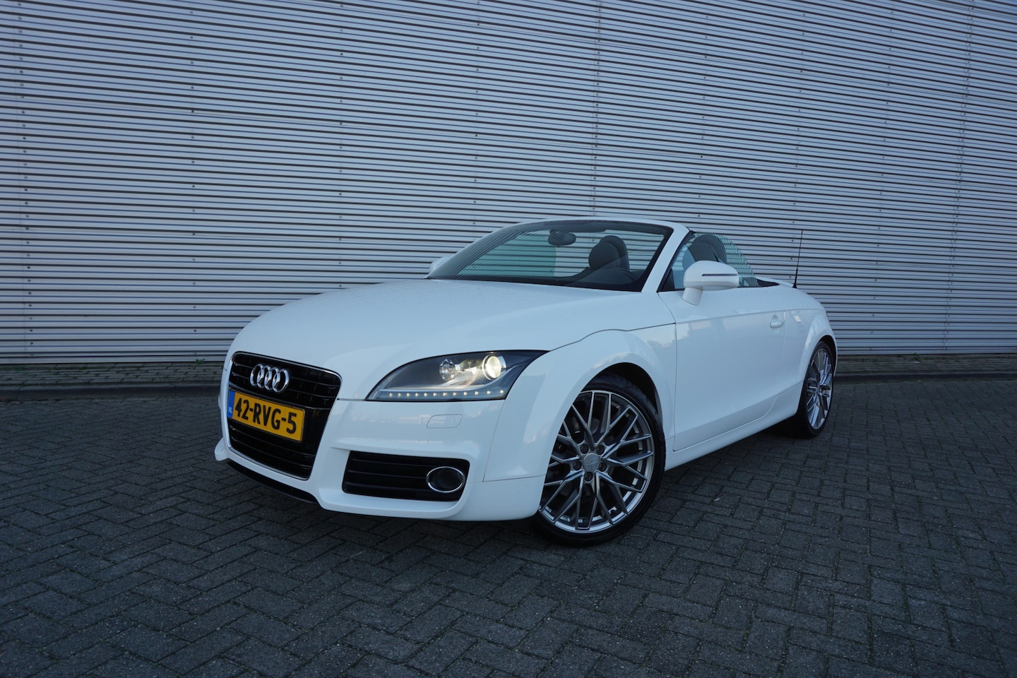 Audi TT Roadster - 1.8 TFSI Airco / Carplay / Cruise / Camera / Sport velgen / Elektr. ramen / NAP - AutoWereld.nl