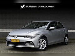 Volkswagen Golf - 1.0 eTSI Life DSG Automaat Apple CarPlay Sfeerverlichting Navigatie