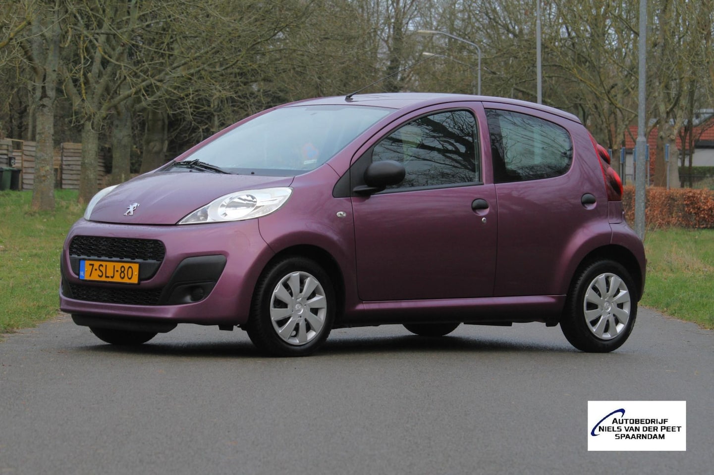 Peugeot 107 - 1.0 12V Access Accent 5 deurs / Airco / All season banden / Slechts 67.000 km. - AutoWereld.nl