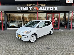 Volkswagen Up! - 1.0 high up BlueMotion Airco/Pdc/Navi/St.verwarming/Apk