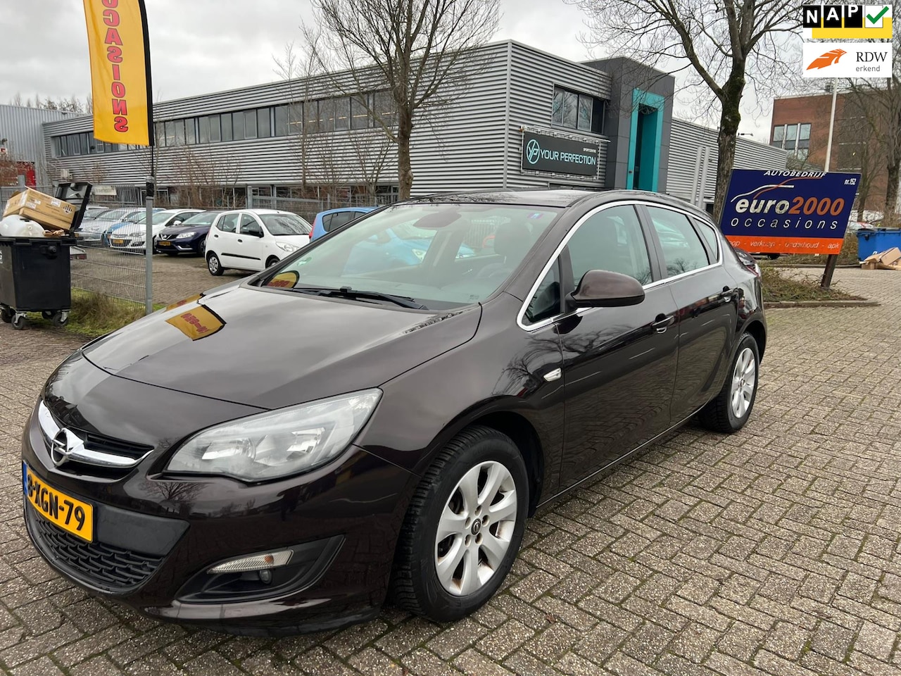 Opel Astra - 1.4 Business + Netjes - Cruise - Half Leder - Pdc - 2014 - AutoWereld.nl