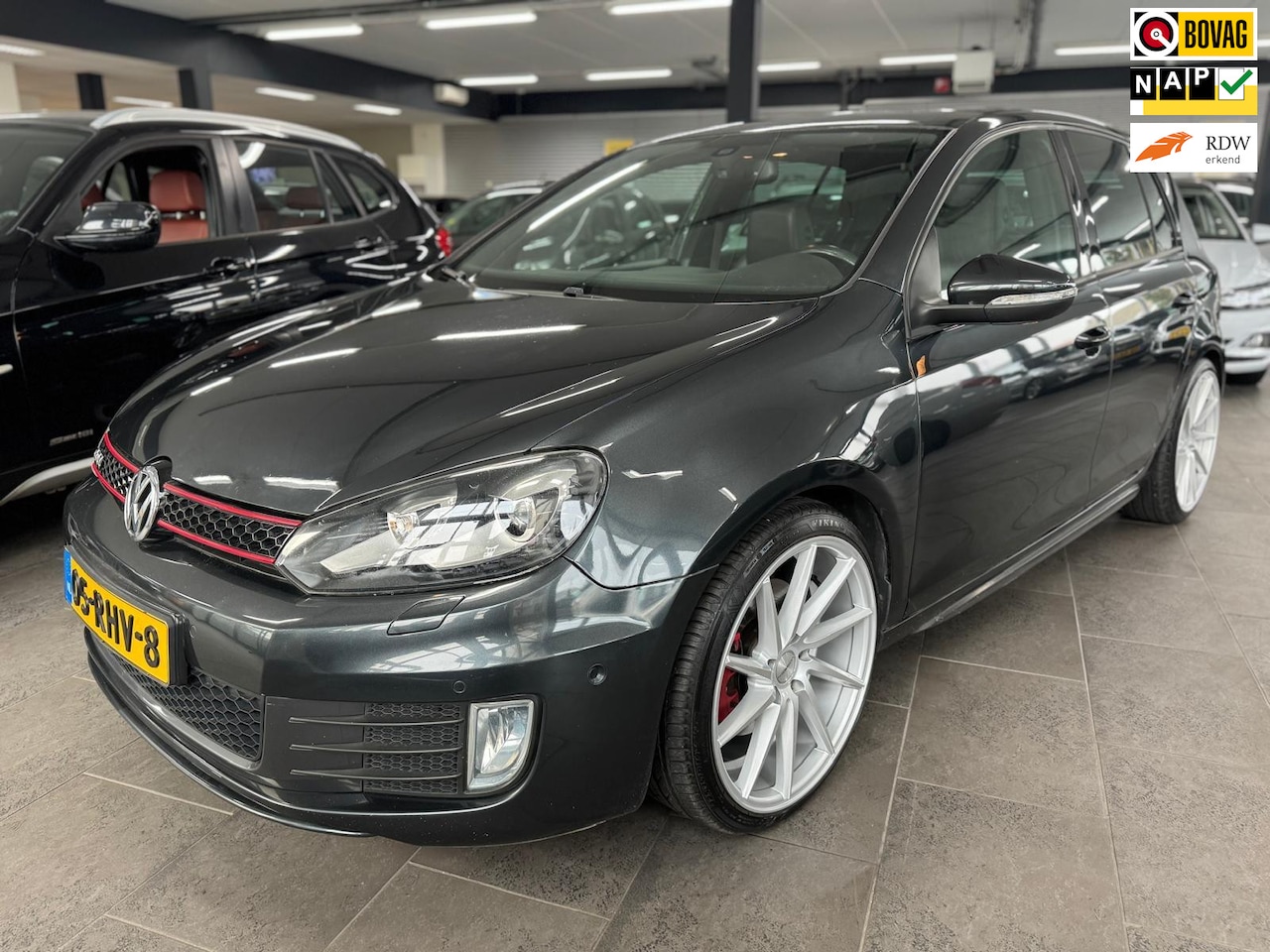 Volkswagen Golf - 2.0 GTI leer schuifdak clima navi led xenon pdc stoelverwarming lm-velgen elektrische pakk - AutoWereld.nl