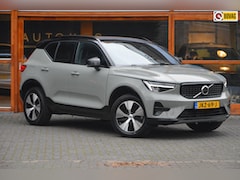 Volvo XC40 - T4 Recharge R-Design | Trekhaak 1800KG | Stoel + Stuur Verwarmd | Harman/Kardon | Camera |
