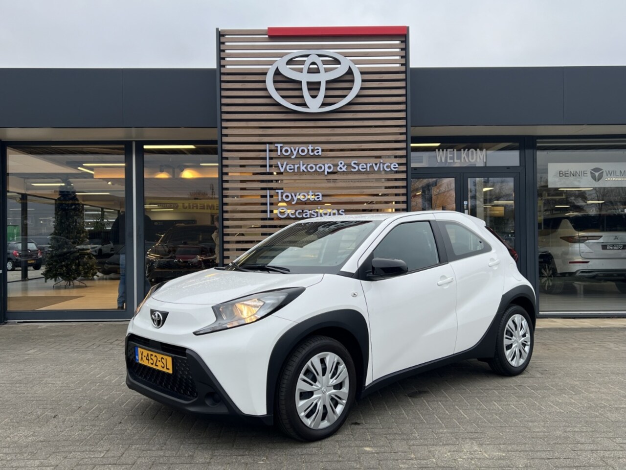 Toyota Aygo X - 1.0 VVT-i MT Play | Camera | Carplay | Ad.Cruise - AutoWereld.nl