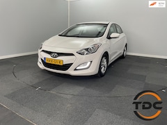 Hyundai i30 - 1.4 AIRCO PDC LMV