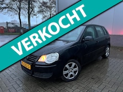 Volkswagen Polo - 1.4-16V Sportline 161.730KM