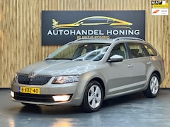 Skoda Octavia Combi - 1.4 TSI Greentech Elegance|AUT|PSENSOR|CRUISE|AIRCO|TREKHAAK|