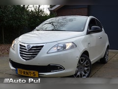 Lancia Y(psilon) - Ypsilon 0.9 TwinAir Platinum Leer/Pdc/Ecc/Cruise control/Panoramadak/lichtmetalen velgen 1