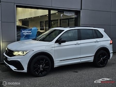 Volkswagen Tiguan - 1.4 TSI eHybrid 3x R-line Panorama/Keyless/Black style