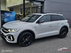 Volkswagen T-Roc - 1.5 TSI R-Line Panorama/Keyless/Black Style/Ascotgrey