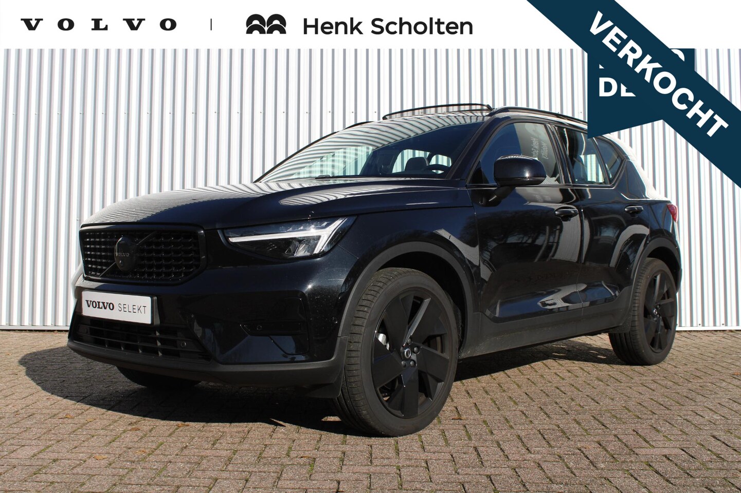 Volvo XC40 - 2.0 B4 Plus Black Edition | Harman/Kardon premium audio | Panoramadak | Bestuurdersstoel m - AutoWereld.nl