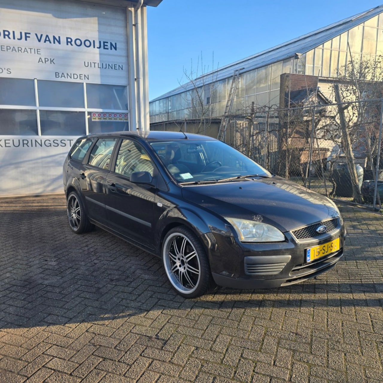 Ford Focus Wagon - 1.6 Ambiente Stationwagon 12 Maanden APK - AutoWereld.nl