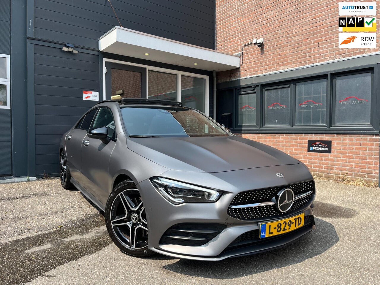 Mercedes-Benz CLA-Klasse - 200 Business Solution AMG Nap Pano - AutoWereld.nl