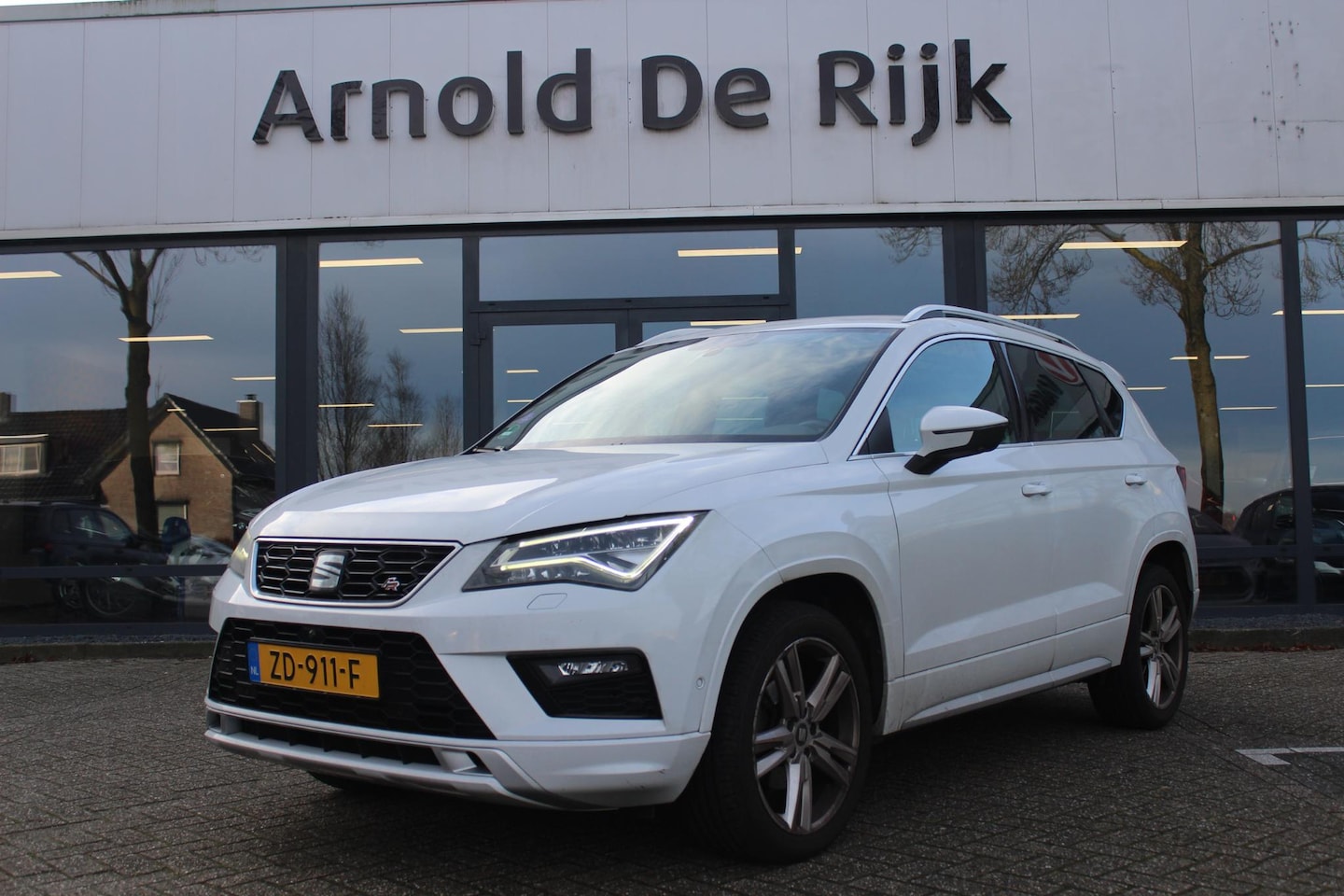 SEAT Ateca - 1.5 TSI FR Business Intense 1.5 TSI FR Business Intense - AutoWereld.nl