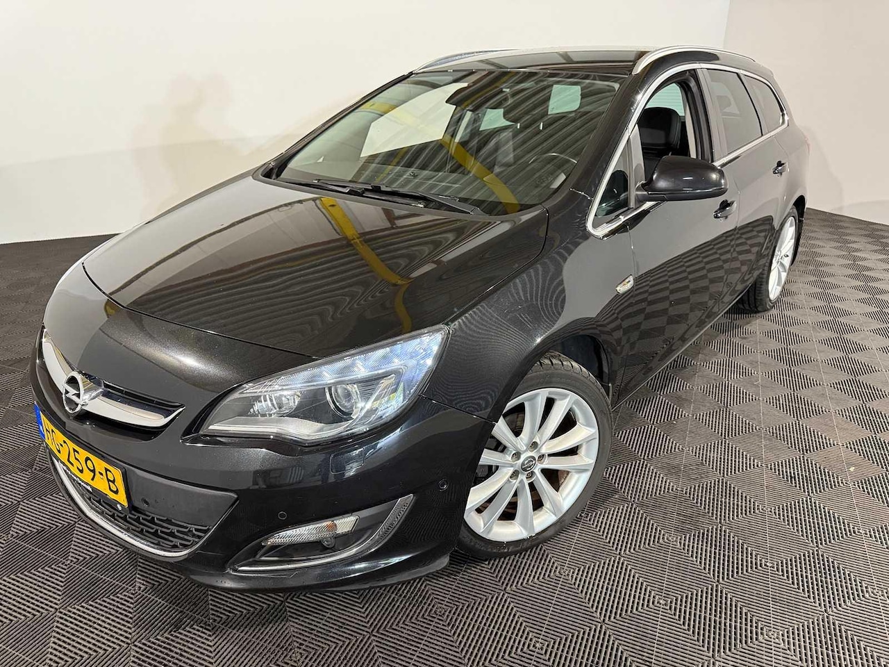 Opel Astra Sports Tourer - 1.4 Turbo Sport 1.4 Turbo Sport + - AutoWereld.nl