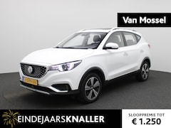 MG ZS - EV Luxury 45 kWh | ACHTERUITRIJCAMERA | PANORAMA SCHUIFDAK | NAVIGATIE | LEDEREN BEKLEDING