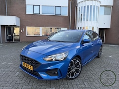 Ford Focus - 1.0 EcoBoost ST Line | PDC | Stuur & Stoelverwarming |