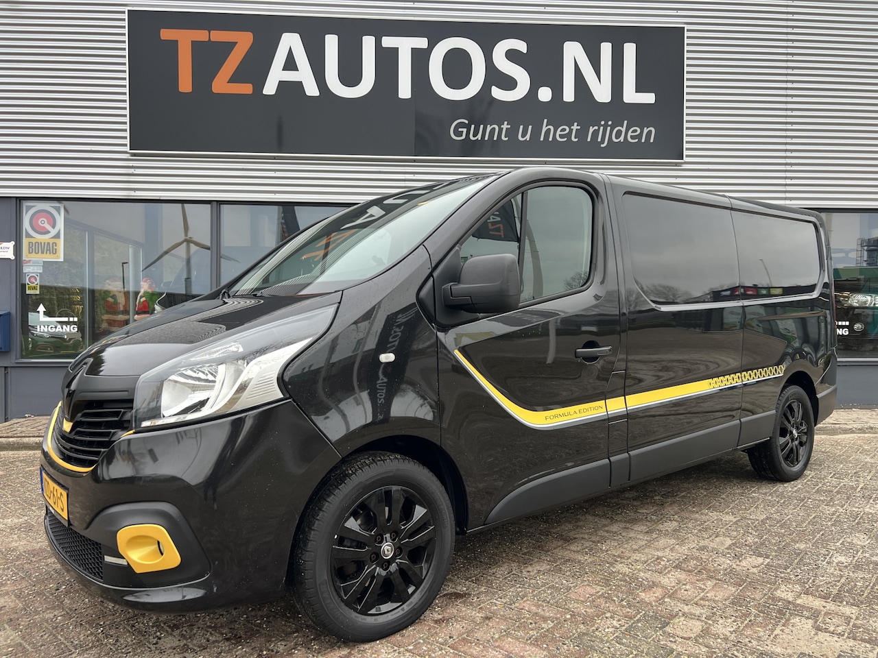 Renault Trafic - 1.6 dCi T29 L2H1 Formula Edition Yellow Energy 1.6 dCi T29 L2H1 Formula Edition Yellow Energy - AutoWereld.nl