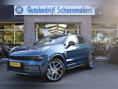 Lynk & Co 01 - 1.5 261PK 6.6 Kwh LADEN MY23 ZWARTE-HEMEL 360-CAMERA PANO/SCHUIF INFINITY ZWARTE-HEMEL DAB