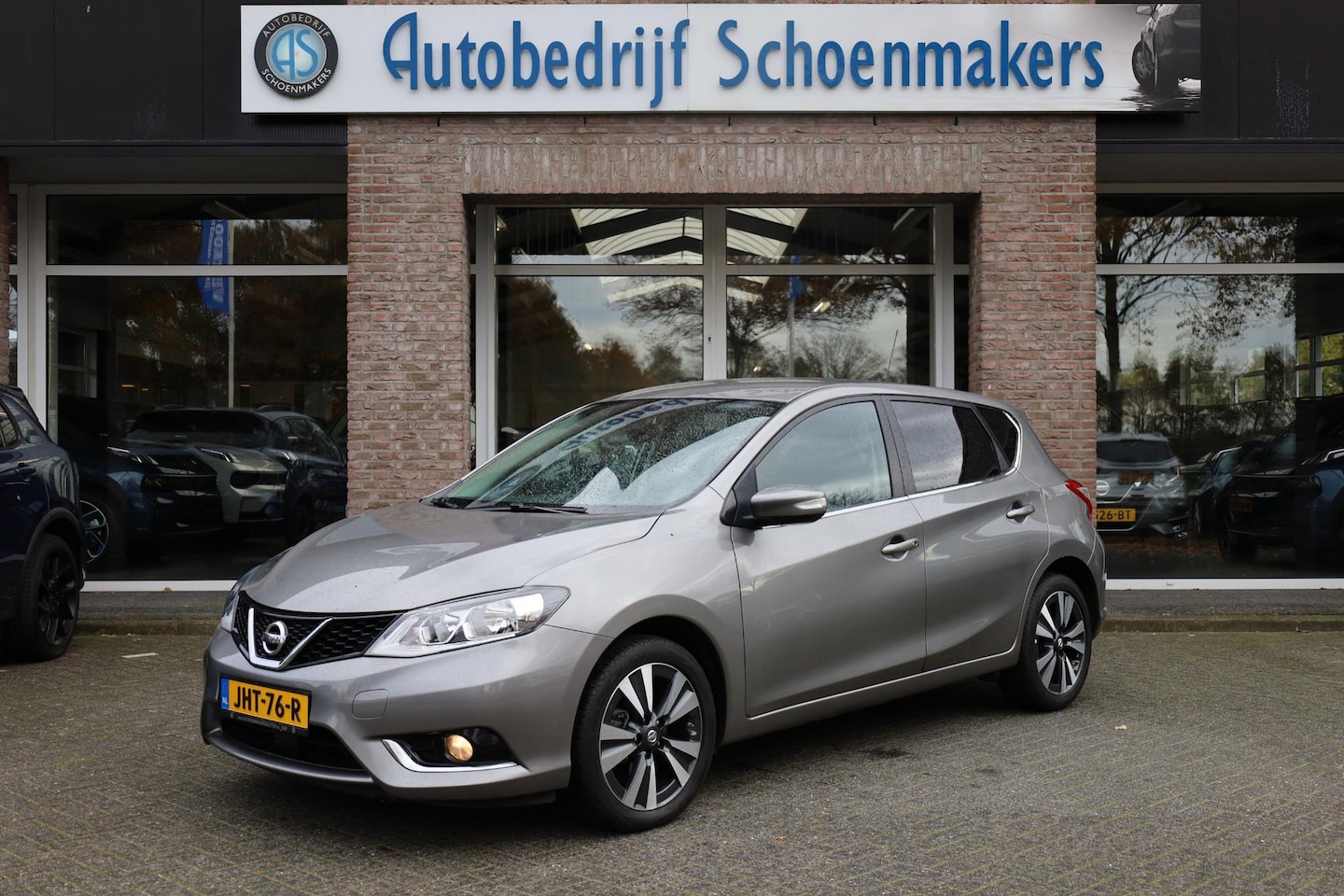 Nissan Pulsar - 1.2 DIG-T N-Connecta HALF-LEER CAMERA NAVI CRUISE CLIMA BT-TELEFOONVERB. 17''LMV - AutoWereld.nl