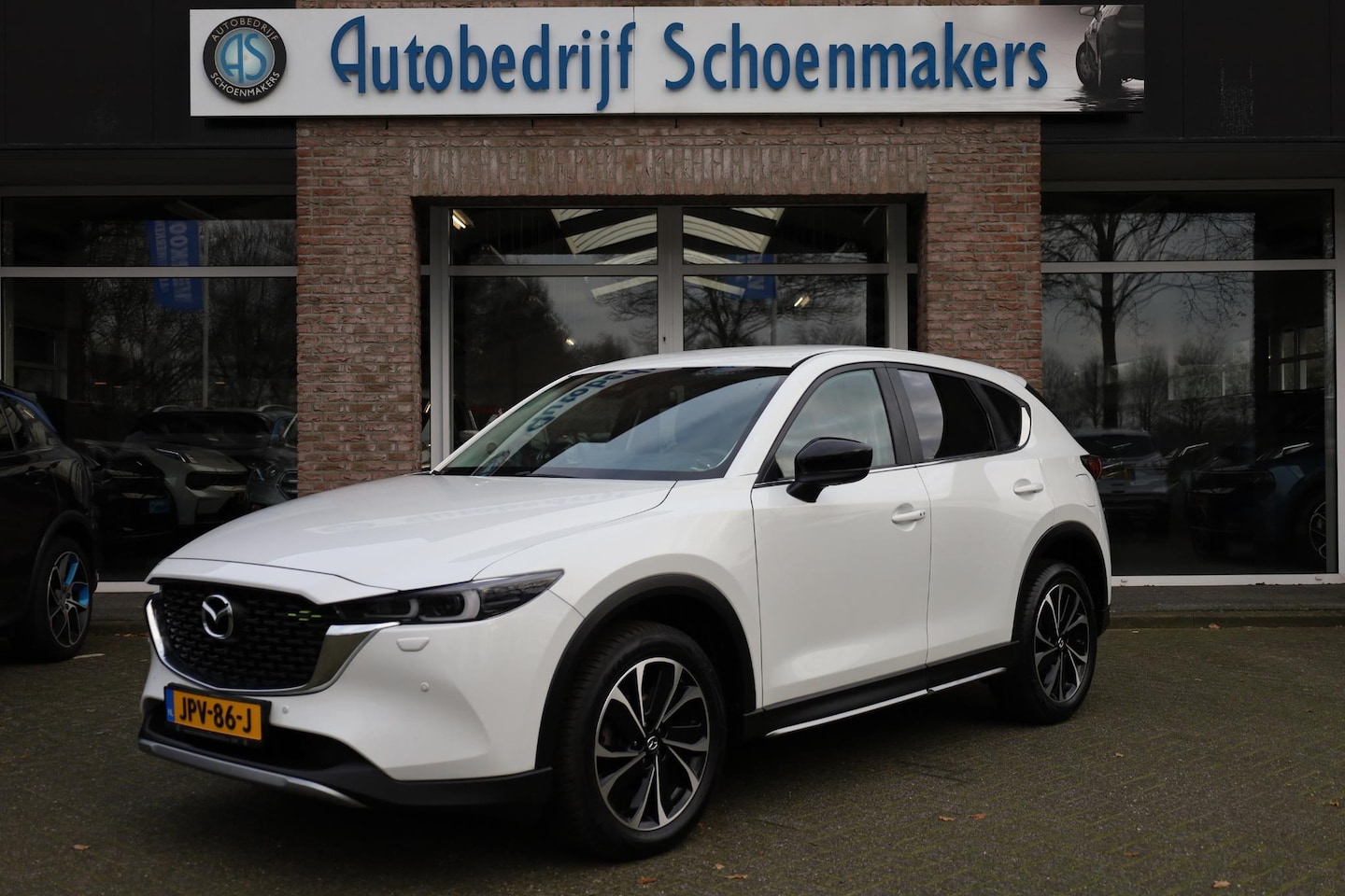 Mazda CX-5 - 2.0 e-SkyActiv-G M Hybrid 165 Newground HUD CARPLAY LEER/ALCANTARA 360-CAMERA STOEL/STUURV - AutoWereld.nl