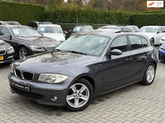 BMW 1-serie - 120i Executive|Automaat|Trekhaak|Climate control|Dakje|Stoelverwarming