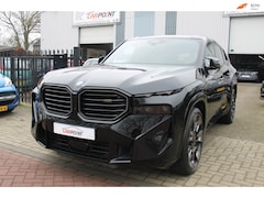 BMW XM - PHEV 30 kWh 653PK B&W 23" 4.4 V8 Nieuwstaat