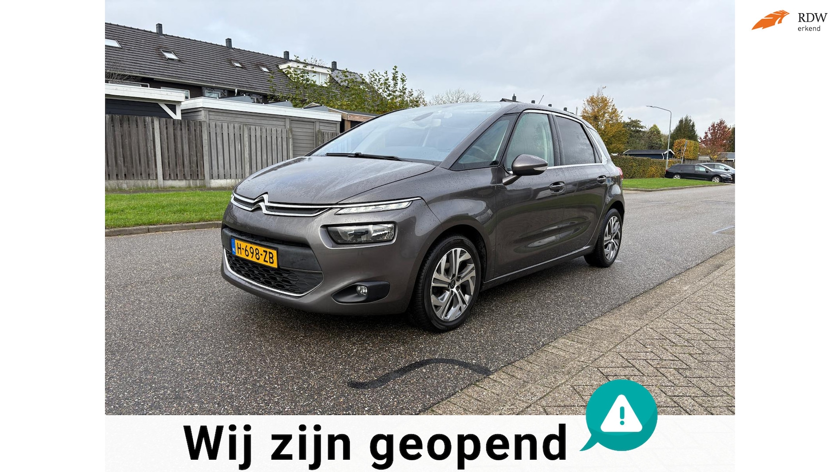 Citroën C4 Picasso - 1.2 PureTech Intensive Navigatie*Cruise*Trekhaak*Clima*Bluetooth *Boekjes aanwezig - AutoWereld.nl