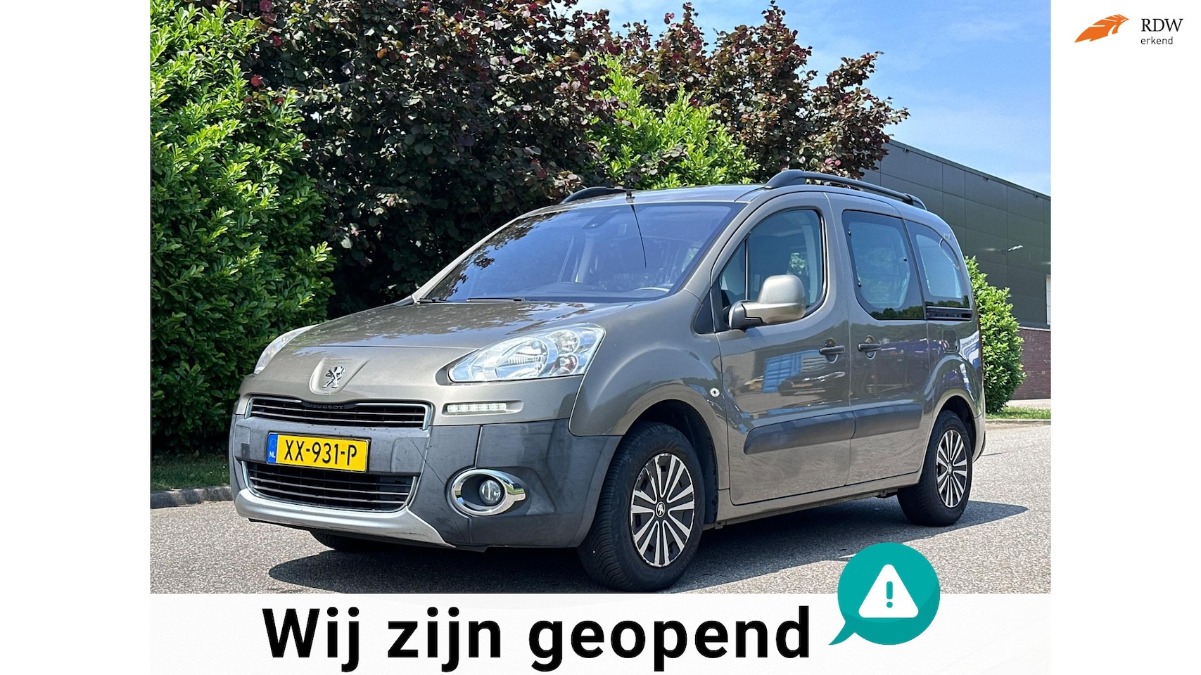 Peugeot Partner Tepee - 1.6 VTi Airco*Trekhaak*5 Zitsplaatsen*1e Eigenaar*Schuifdeur Recht en Links* - AutoWereld.nl