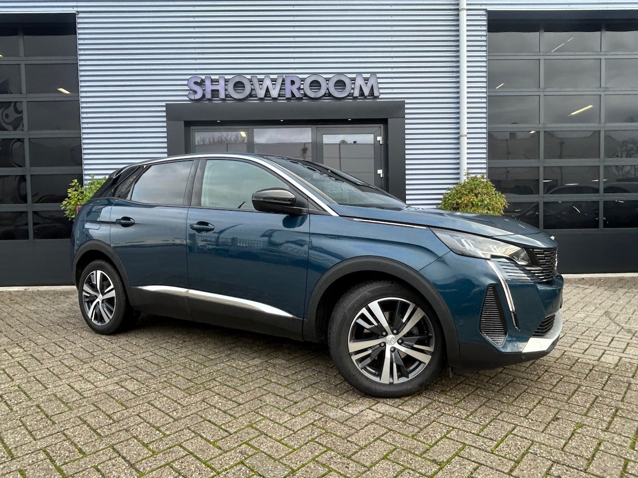 Peugeot 3008 - 1.2 PureTech Allure Applecarplay|Cruisecontrol|Stoelverwarming|Lichtmetalenvelgen - AutoWereld.nl