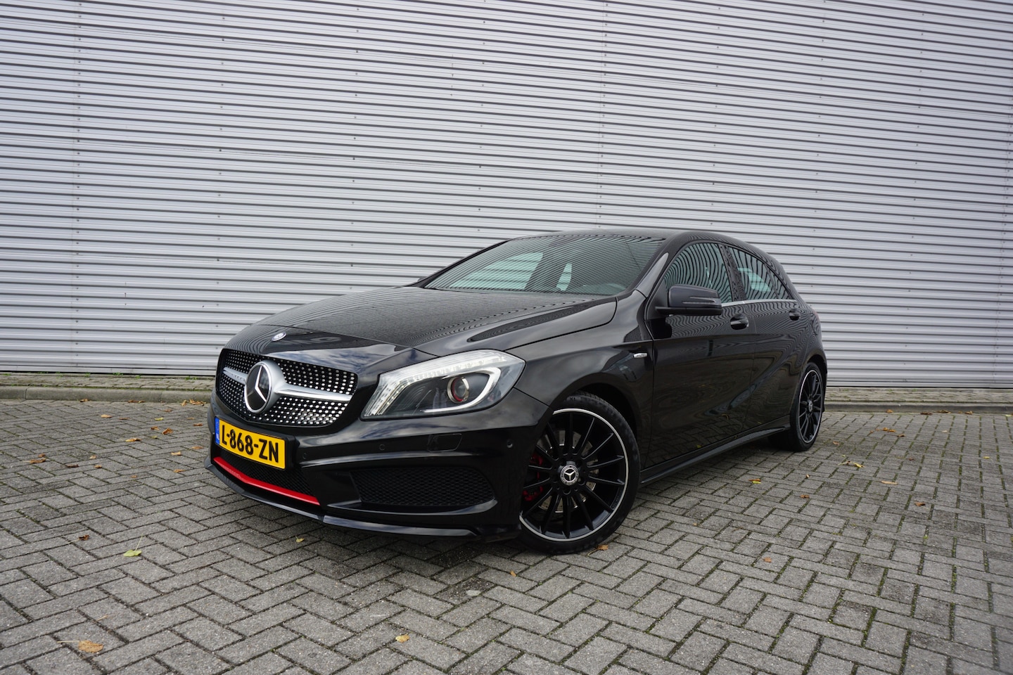 Mercedes-Benz A-klasse - 250 Sport AUTOMAAT - Airco / Navi / Carplay / Stoelverw. / Cruise / Camera / Parkeers. - AutoWereld.nl