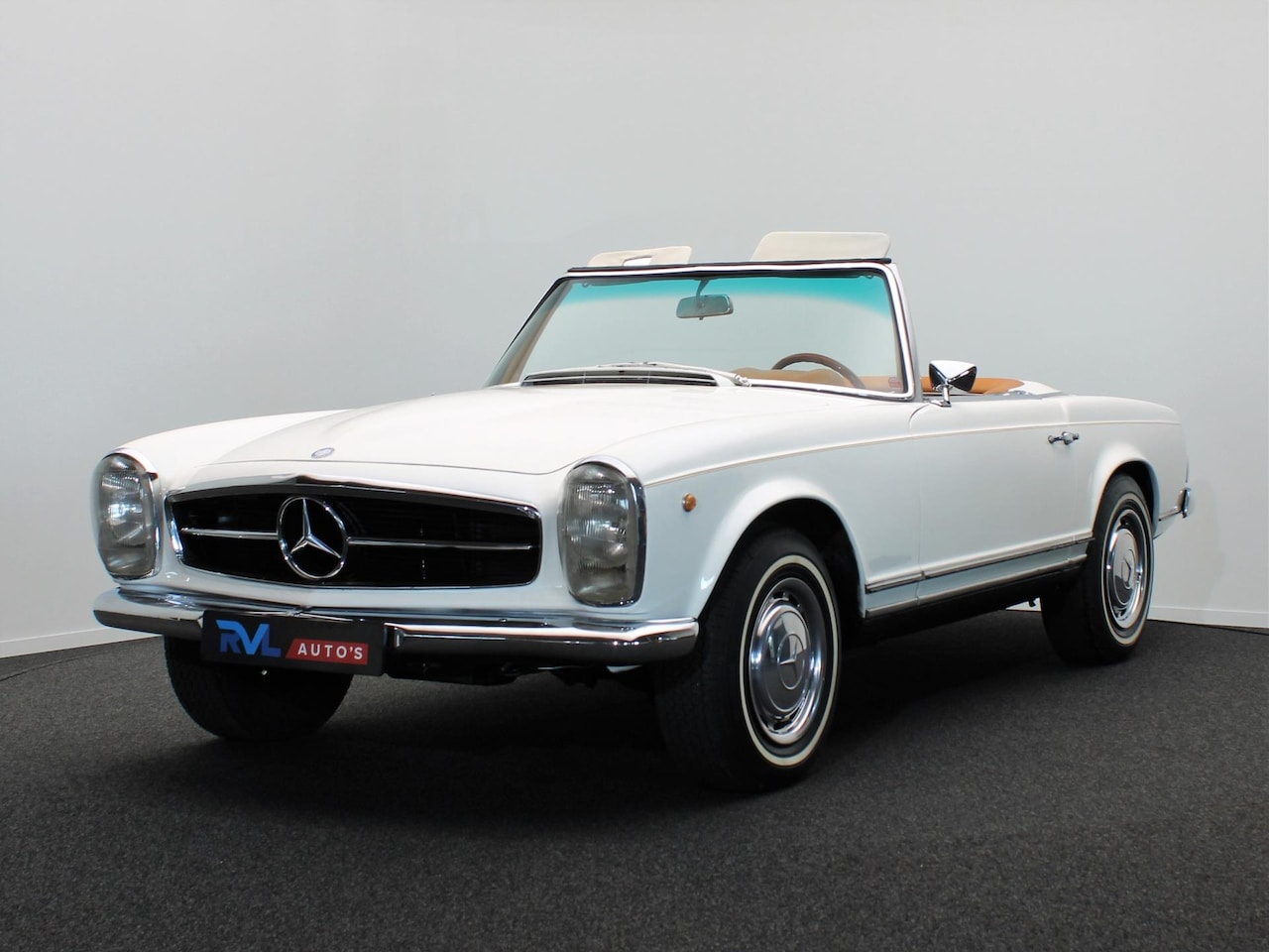 Mercedes-Benz SL-klasse Cabrio - 230SL Pagode * EUROPEAN MODEL* 3 zits 1967 W113 NL Kenteken - AutoWereld.nl