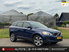 Volvo XC60 - 2.0 T5 Ocean Race AUT/BI-XENON/NAVI/CRUISE/LEDER/TREKHAAK/GARANTIE