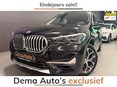 BMW X1 - SDrive18i Executive Edition PANO/LEDER/H-UP/NAVI/SFEERVERL/LED/PDC/CRUISE///
