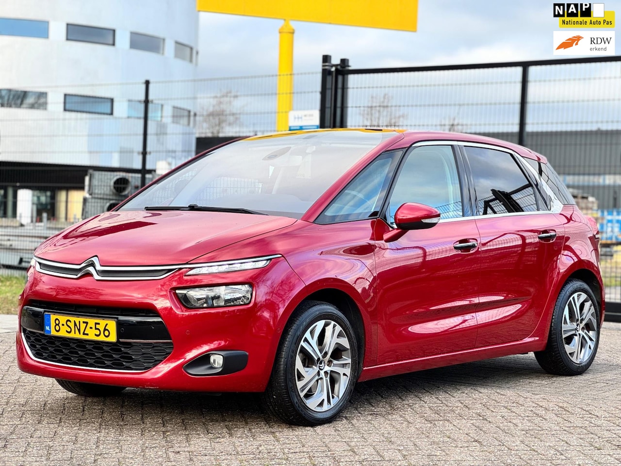 Citroën C4 Picasso - 1.6 THP Business|ORIGINEEL NL|LAGE KM MET NAP|DEALERONDERH|TOPSTAAT - AutoWereld.nl