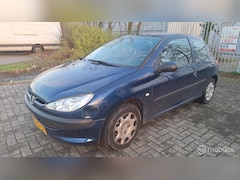 Peugeot 206 - 1.4 Forever