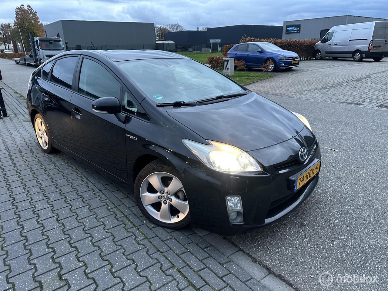 Toyota Prius - 1.8  Dynamic Business 1.8 Dynamic Business - AutoWereld.nl