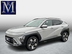 Hyundai Kona - 1.6 GDI HEV Premium Sky VAN: 44.300, - VOOR: 35.877, - UW EINDEJAARSVOORDEEL: 8.413, - eur