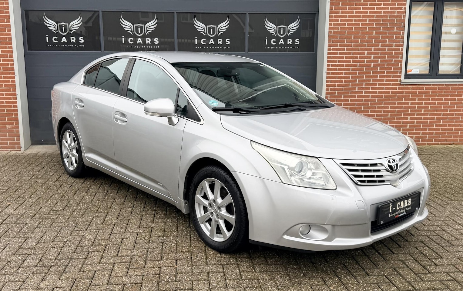 Toyota Avensis - 1.8 VVTi Executive 1e eigenaar Dealer onderhouden - AutoWereld.nl