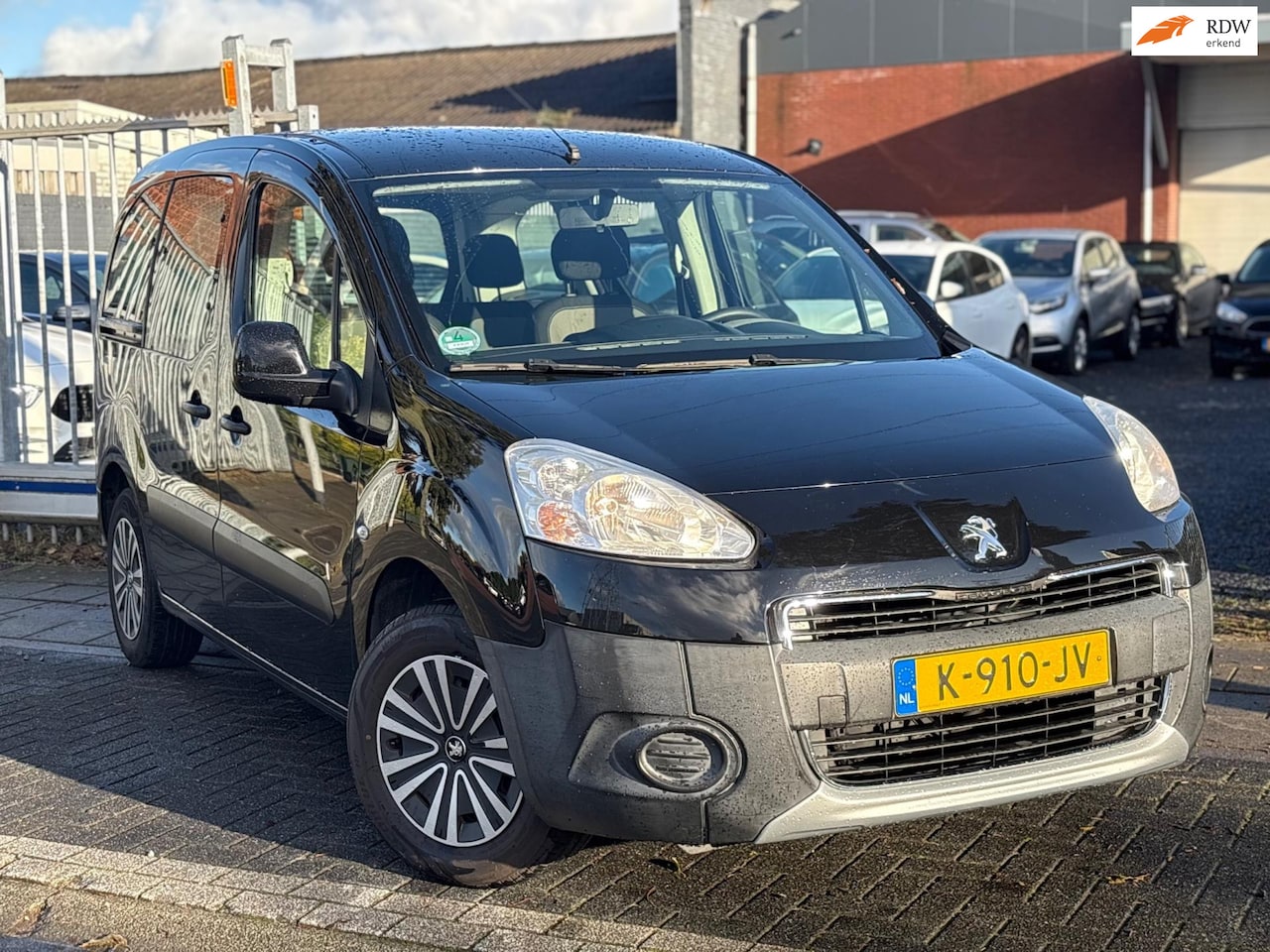 Peugeot Partner Tepee - 1.6 VTi Access | Trekhaak | Airco | 5 Persoons | - AutoWereld.nl