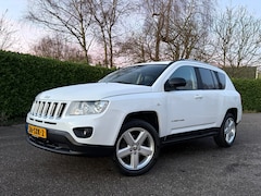 Jeep Compass - 2.4 Limited 4WD Automaat | Leder | Trekhaak | Clima | 18" Velgen | Stoelverwarming | PDC |