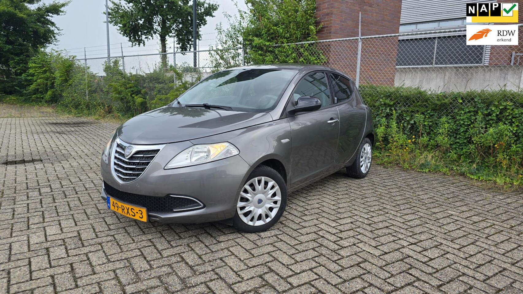 Lancia Y(psilon) - Ypsilon 0.9 TwinAir Silver - AutoWereld.nl