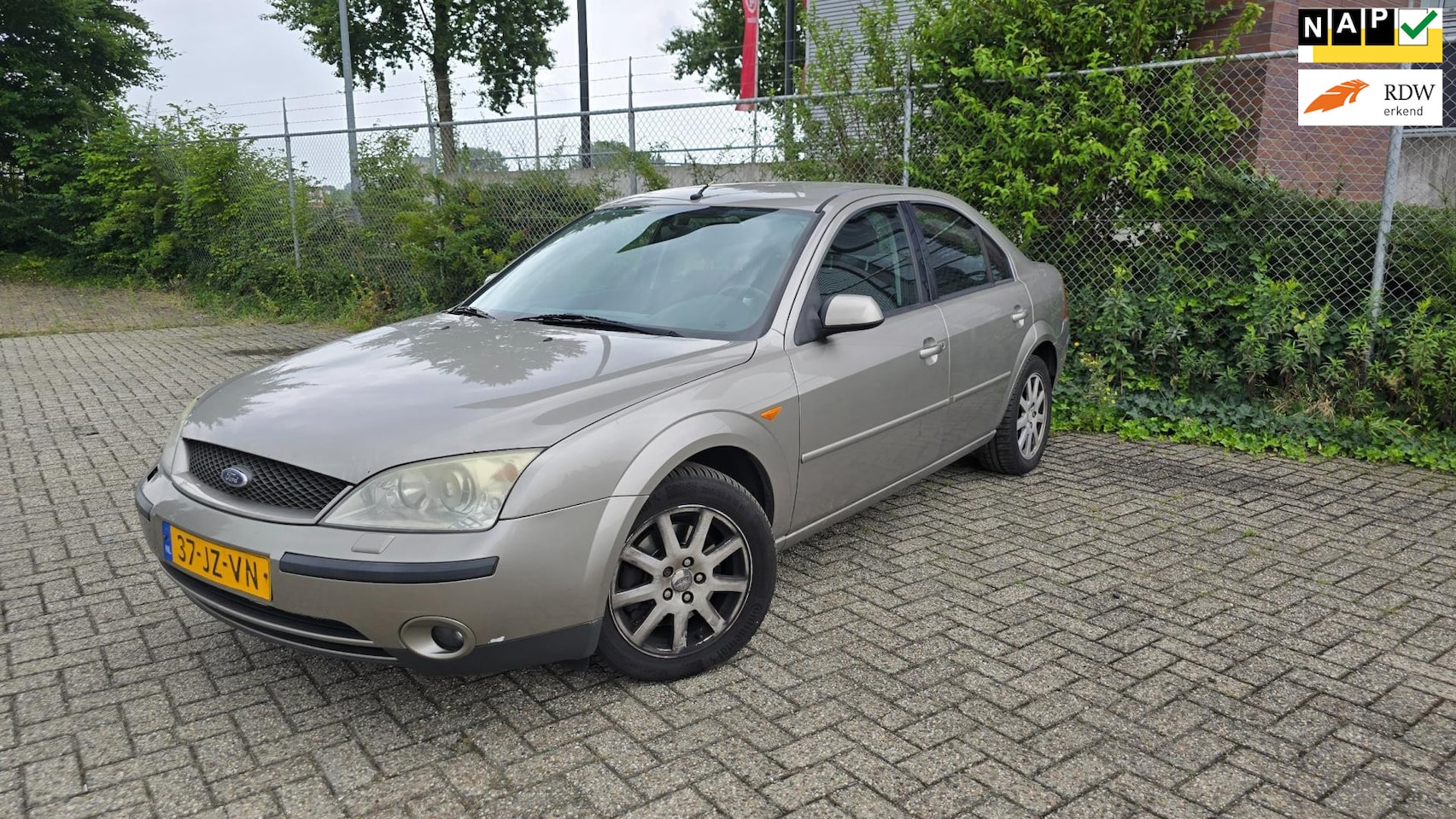 Ford Mondeo - 2.0-16V Collection 2.0-16V Collection - AutoWereld.nl