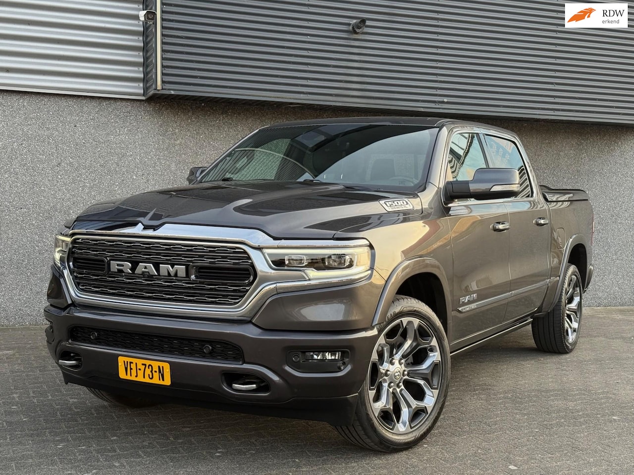 Dodge Ram 1500 - 5.7 V8 4x4 Crew Cab Limited Pano LPG Org-NL - AutoWereld.nl