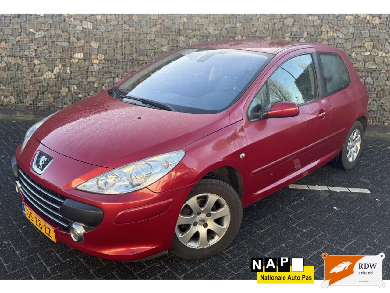 Peugeot 307 - 1.6-16V Premium Airco NAP - AutoWereld.nl
