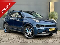 Lynk & Co 01 - 1.5 Pano//Navi/Camera/AppleCarPlay